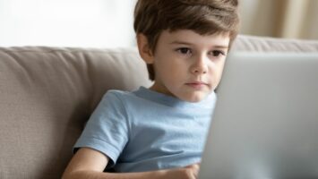 Hlídání dětí on-line