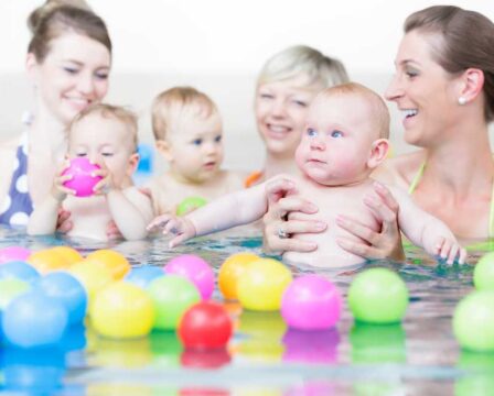 plavání s miminky, plavání kojenců