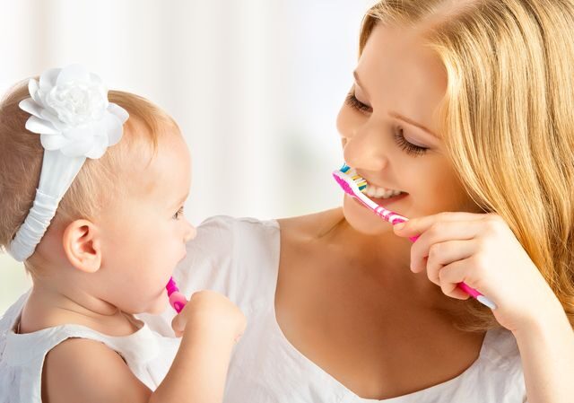 Jak naučit dítě čistit zuby